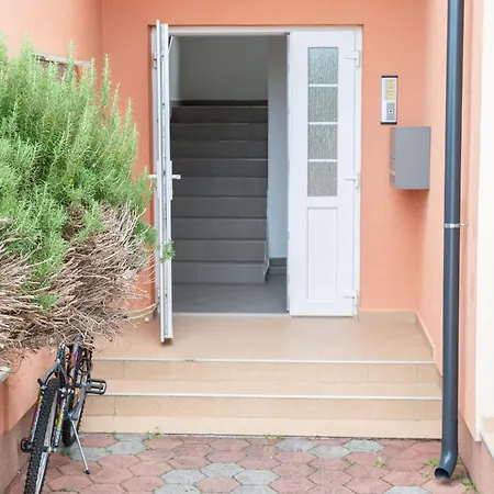 Апартаменты Zora Dobropoljana